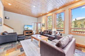 3BR Mountain Retreat with Hot Tub